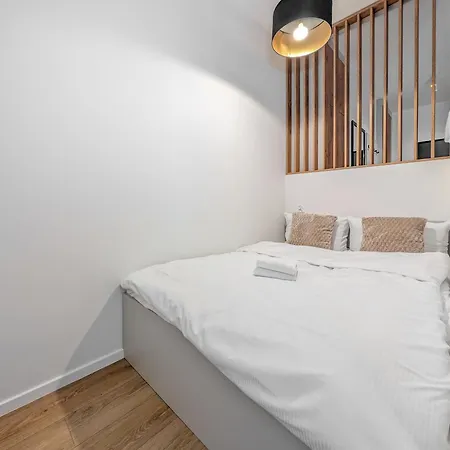 아파트 Czysta Urban Living By Bookinghost