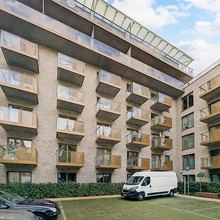 Czysta Urban Living By Bookinghost Apartment