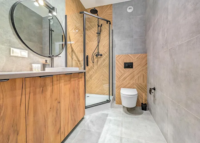 Czysta Urban Living By Bookinghost